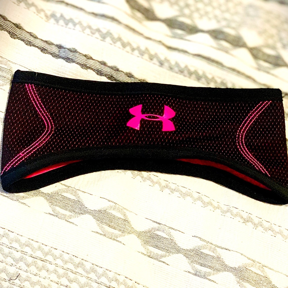 Under Armour cold gear headband OSFA excellent condition